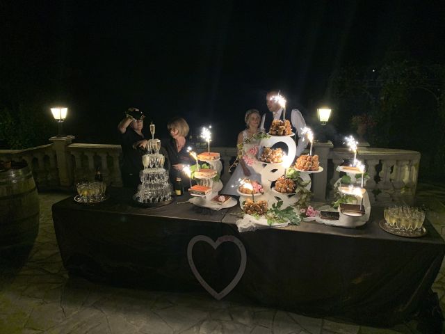 Le mariage de Bertrand et Delphine   à Fieux, Lot-et-Garonne 3