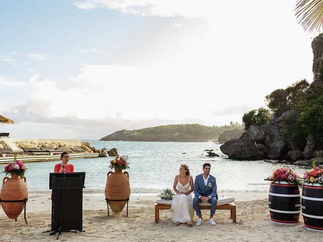 Le mariage de Enrique et Isaure à Sainte-Anne, Guadeloupe 15