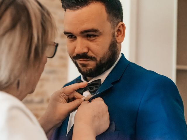 Le mariage de Julien et Lucie  à Chanzeaux, Maine et Loire 34
