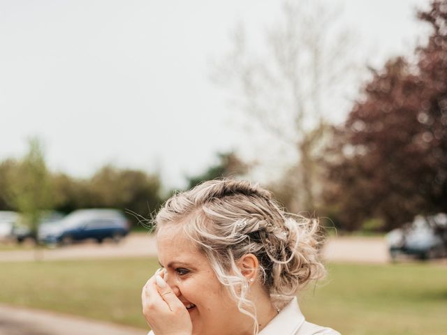 Le mariage de Julien et Lucie  à Chanzeaux, Maine et Loire 47