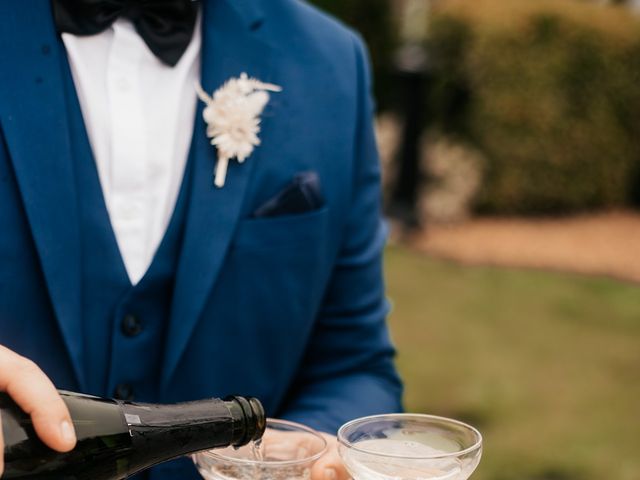 Le mariage de Julien et Lucie  à Chanzeaux, Maine et Loire 55