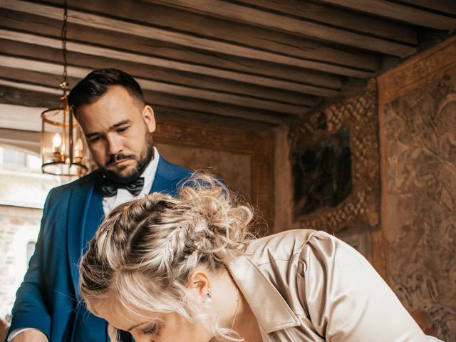 Le mariage de Julien et Lucie  à Chanzeaux, Maine et Loire 65