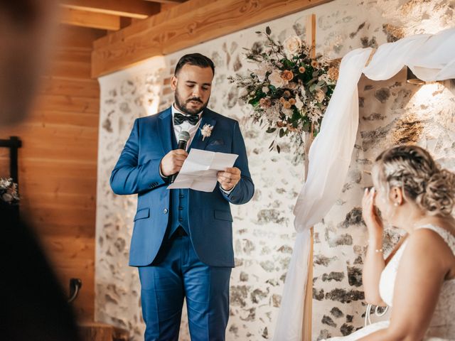 Le mariage de Julien et Lucie  à Chanzeaux, Maine et Loire 71