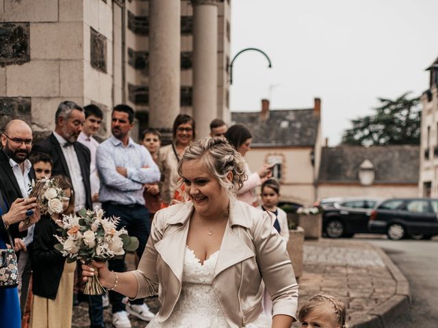 Le mariage de Julien et Lucie  à Chanzeaux, Maine et Loire 79