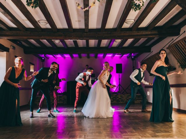 Le mariage de Edouard et Emeline à René, Sarthe 33