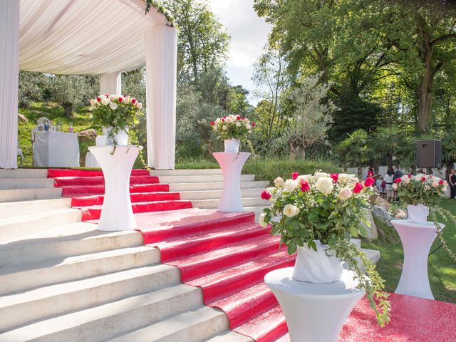 Le mariage de Julien et Sara à Le Coudray-Montceaux, Essonne 29