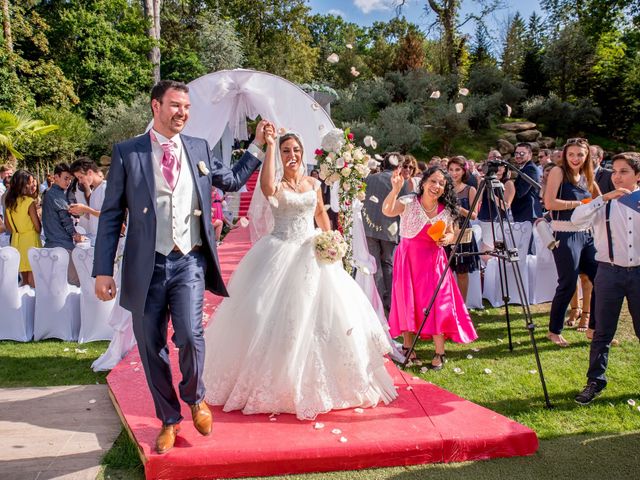 Le mariage de Julien et Sara à Le Coudray-Montceaux, Essonne 35