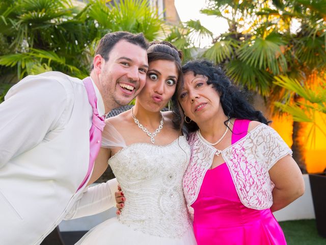 Le mariage de Julien et Sara à Le Coudray-Montceaux, Essonne 56