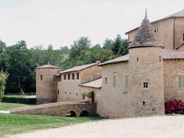 Le mariage de Thibault et Kasey à Lacenas, Rhône 3