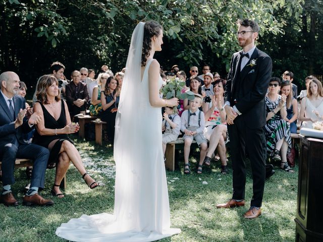 Le mariage de Thibault et Kasey à Lacenas, Rhône 32