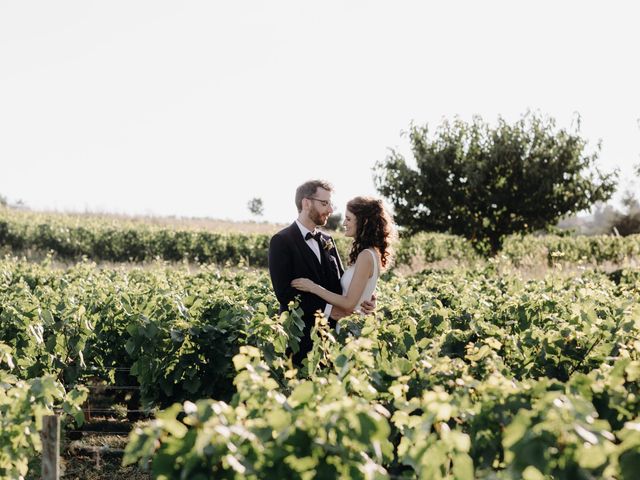 Le mariage de Thibault et Kasey à Lacenas, Rhône 38