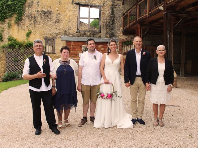 Le mariage de Xavier et Alexandra à Saint-Plancard, Haute-Garonne 37