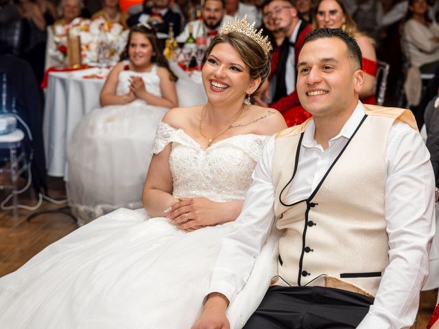 Le mariage de Kevin et Mélissa à Magny-en-Vexin, Val-d'Oise 32