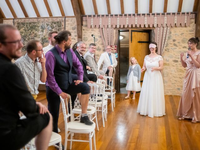 Le mariage de Guillaume et Nolwen à Miremont , Puy-de-Dôme 11