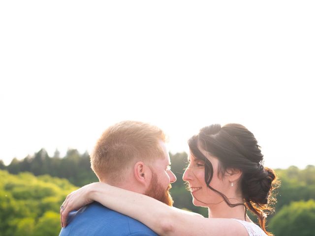 Le mariage de Guillaume et Nolwen à Miremont , Puy-de-Dôme 17