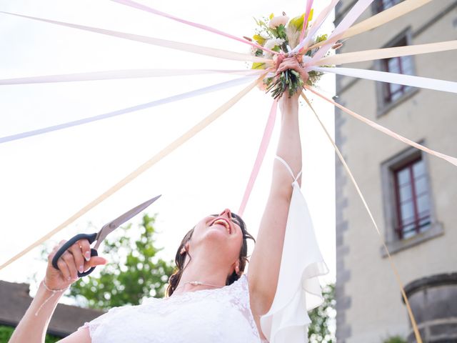 Le mariage de Guillaume et Nolwen à Miremont , Puy-de-Dôme 24