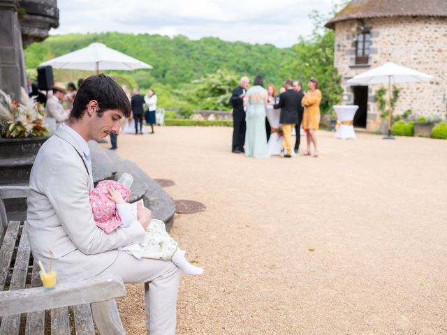 Le mariage de Guillaume et Nolwen à Miremont , Puy-de-Dôme 31