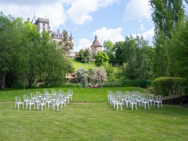 Le mariage de Guillaume et Nolwen à Miremont , Puy-de-Dôme 85