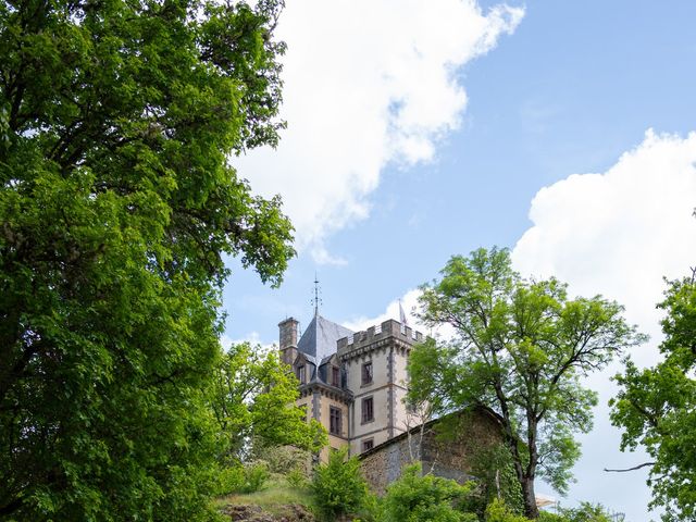Le mariage de Guillaume et Nolwen à Miremont , Puy-de-Dôme 86