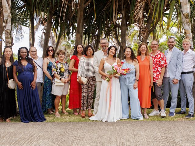 Le mariage de David et Amandine à Le Tampon, La Réunion 37