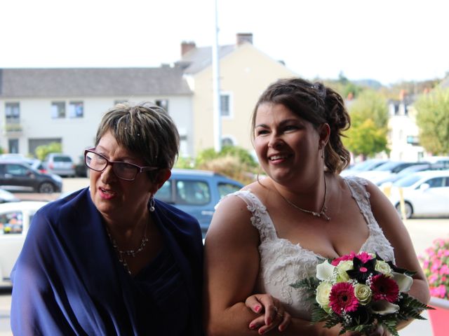 Le mariage de Jérémie et Emilie à Saint-Berthevin, Mayenne 38