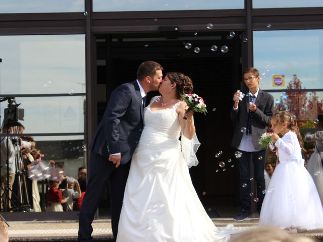 Le mariage de Jérémie et Emilie à Saint-Berthevin, Mayenne 41