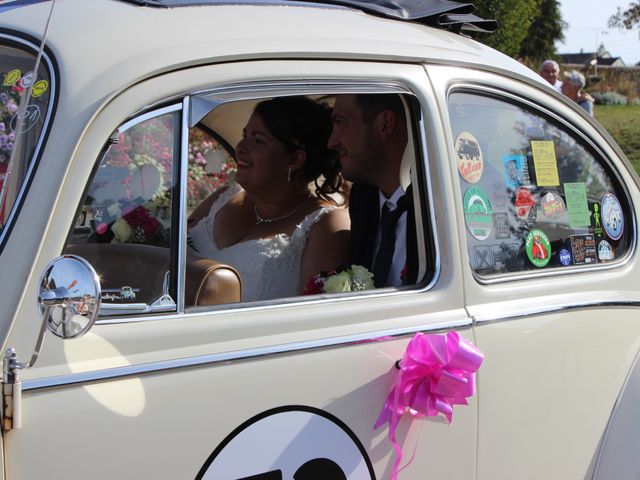 Le mariage de Jérémie et Emilie à Saint-Berthevin, Mayenne 44