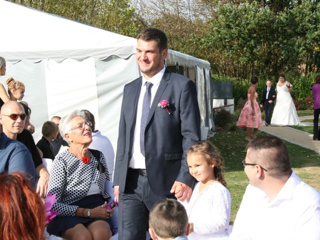 Le mariage de Jérémie et Emilie à Saint-Berthevin, Mayenne 82