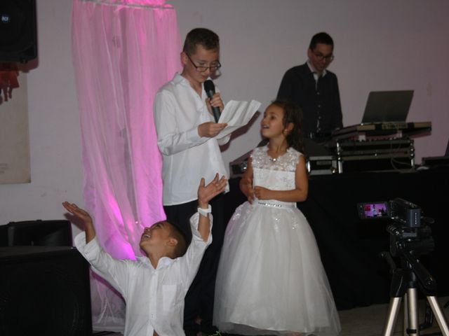 Le mariage de Jérémie et Emilie à Saint-Berthevin, Mayenne 97