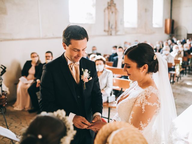 Le mariage de Valentin et Laura à Coudrecieux, Sarthe 25