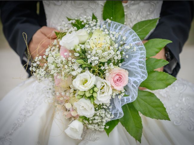 Le mariage de Guillaume et Charlotte à Onzain, Loir-et-Cher 6