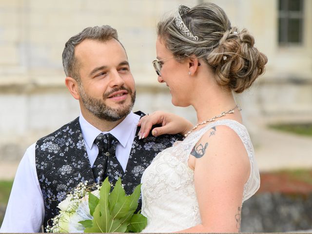 Le mariage de Guillaume et Charlotte à Onzain, Loir-et-Cher 15