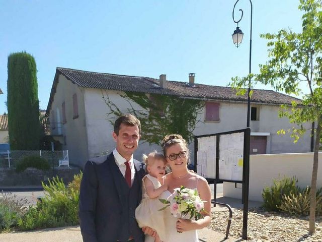 Le mariage de Simon et Élodie  à Sablet, Vaucluse 2