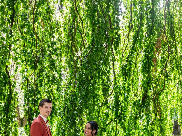Le mariage de Jean et Selvanie à Saint-André-de-Chalencon, Haute-Loire 5