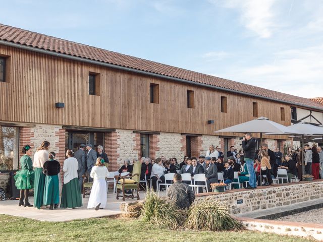 Le mariage de Nicolas et Marjorie à Castelnau-Magnoac, Hautes-Pyrénées 35