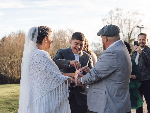 Le mariage de Nicolas et Marjorie à Castelnau-Magnoac, Hautes-Pyrénées 55