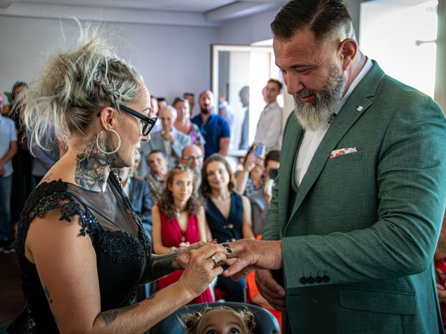 Le mariage de Arnaud et Carole à Retournac, Haute-Loire 27