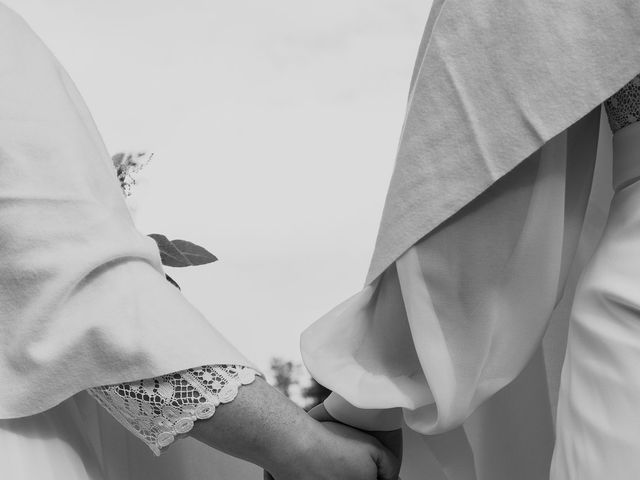 Le mariage de Kelly et Léa à Saint Léger en Bray, Oise 44