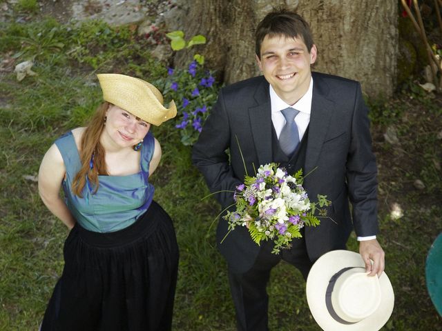 Le mariage de Valentin et Anne-Claire à Foix, Ariège 12