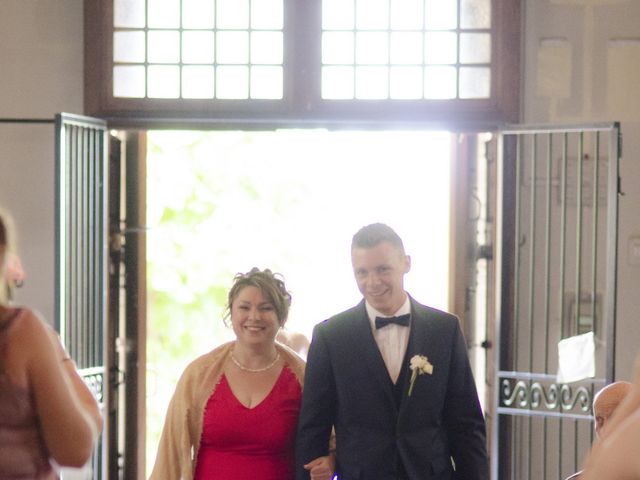 Le mariage de Adrien et Sandra à Serley, Saône et Loire 16