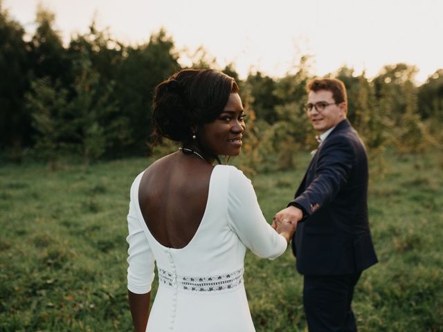 Le mariage de Pierre-Luc et Fifatin à Tour-en-Bessin, Calvados 7