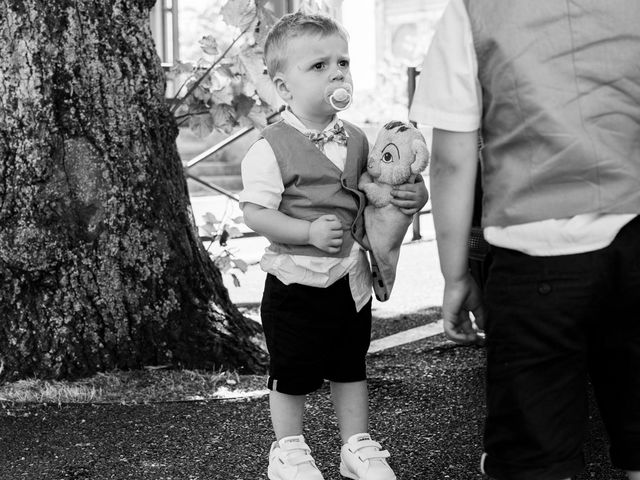 Le mariage de Clément et Noémie à Villebois, Ain 1