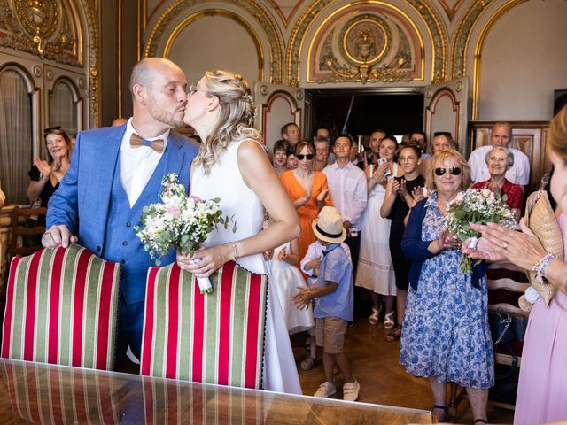 Le mariage de Clément et Noémie à Villebois, Ain 28