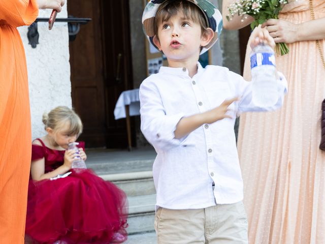 Le mariage de Clément et Noémie à Villebois, Ain 37