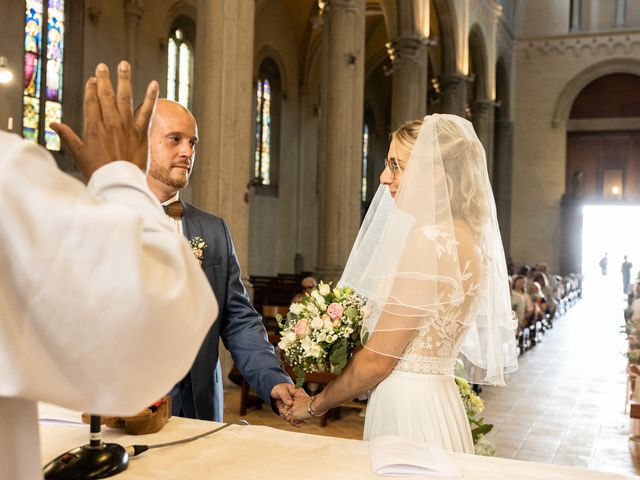 Le mariage de Clément et Noémie à Villebois, Ain 71