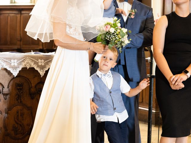 Le mariage de Clément et Noémie à Villebois, Ain 82