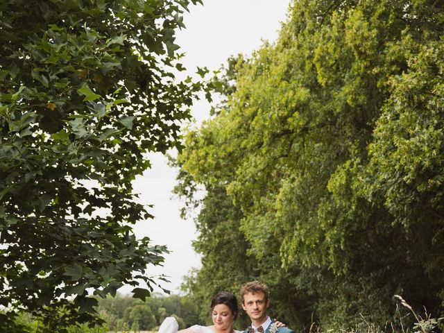 Le mariage de Benjamin et Marion à Faverolles, Eure-et-Loir 17