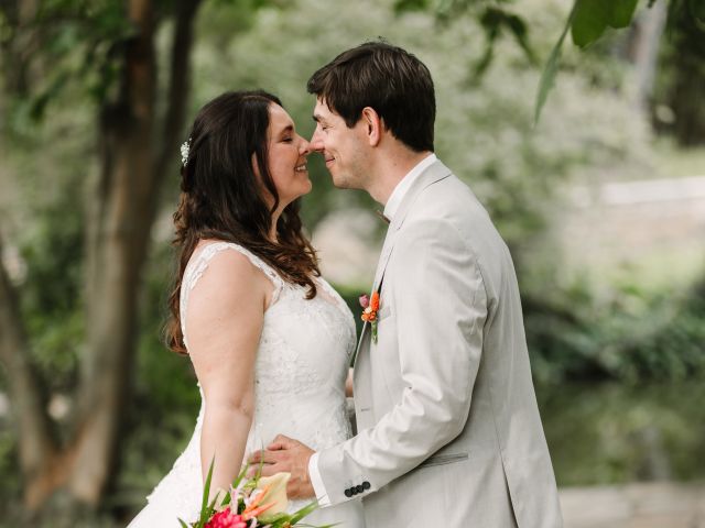 Le mariage de Benoit et Marie-Cécile à Eaunes, Haute-Garonne 22