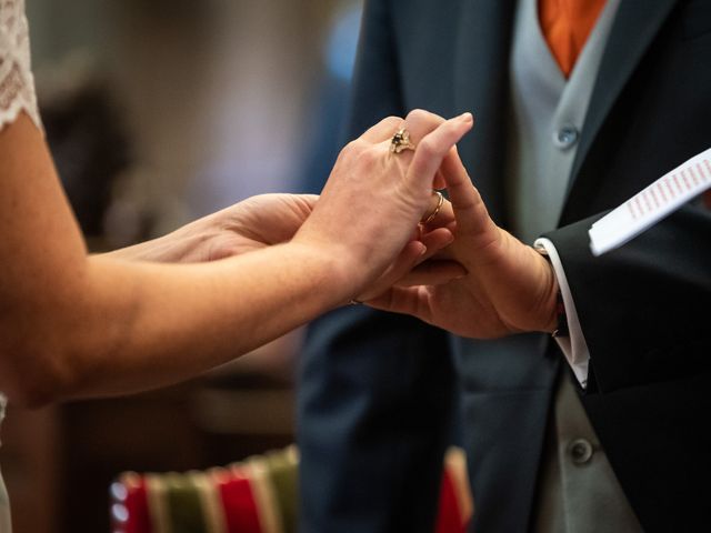 Le mariage de Christophe et Caroline à Pont-de-l&apos;Arche, Eure 6