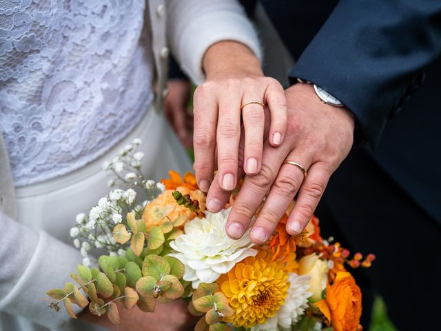 Le mariage de Christophe et Caroline à Pont-de-l&apos;Arche, Eure 20